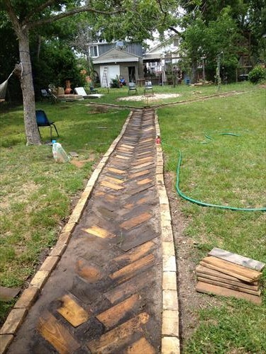 pallet walkway design ideas