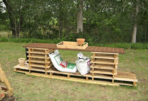 wood potting bench